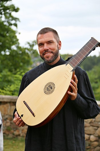 Loutnová hudba v proměnách staletí