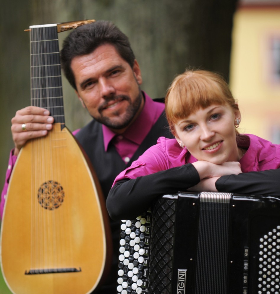 Touches of Strings and the Magic of Bellows