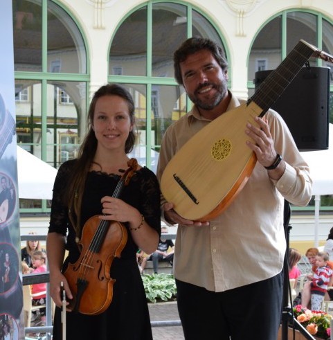 Introducing the Lute and Violin